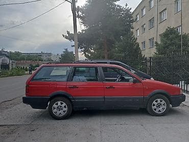 Volkswagen Passat Variant: 1992 г., 1.8 л, Механика, Бензин, Универсал — 1