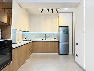 115: 3 комнаты, 115 м², Асанбай мкр Элитка, 3 этаж — 3