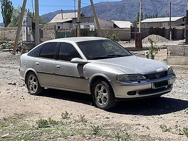 буд е 2: Opel Vectra: 1996 г., 2 л, Механика, Бензин, Хэтчбэк — 4