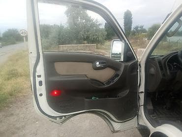 камаз кузуп: Жеңил жүк ташуучу унаа, Hyundai, Стандарт, 2 т, Колдонулган — 8