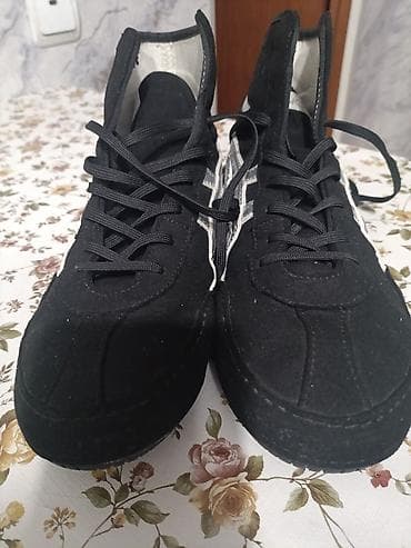 Кроссовки для борьбы (рестлинг/грепплинг) Asics - Модель: J902Y