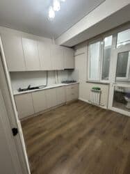 продаю квартиру военно антоновка: 1 комната, 37 м², Элитка, 2 этаж, Евроремонт — 5