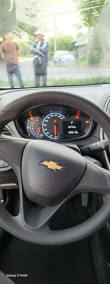 chevrolet spark покупка: Chevrolet Spark: 2017 г., 1 л, Вариатор, Бензин, Хэтчбэк — 5