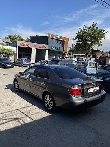 2 8: Toyota Camry: 2003 г., 2.4 л, Автомат, Газ, Седан — 4
