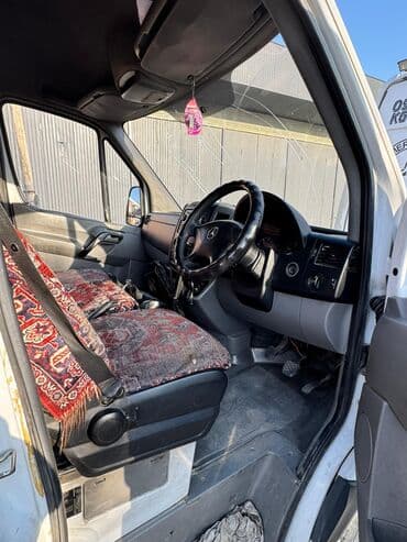 купить шины в бишкеке бу: Легкий грузовик, Mercedes-Benz — 7