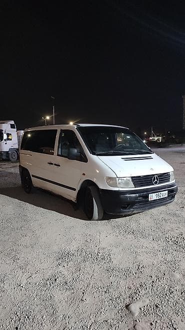 Mercedes-Benz Vito: 2001 г., 2.2 л, Механика, Дизель, Минивэн — 2
