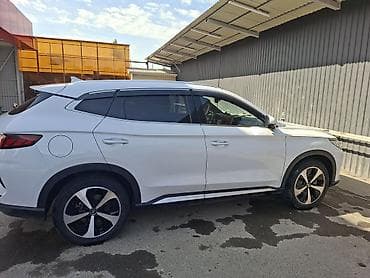 eclipse cross: BYD Song Plus: 2022 г., Автомат, Электромобиль, Кроссовер — 4