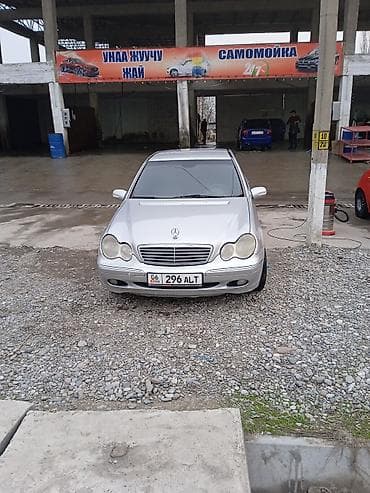 Mercedes-Benz C-Class: 2002 г., 2 л, Автомат, Бензин, Седан