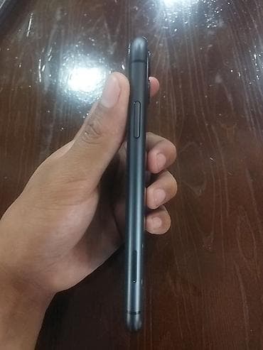 IPhone 11, Б/у, 128 ГБ, Черный, Зарядное устройство, Чехол, 100 %