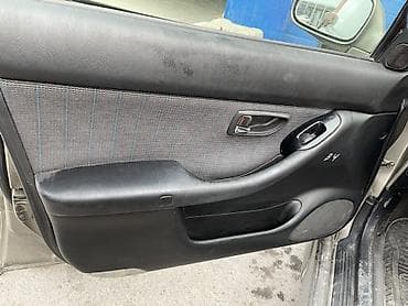 Салондун тетиктери: Эшик картасы Subaru — 5