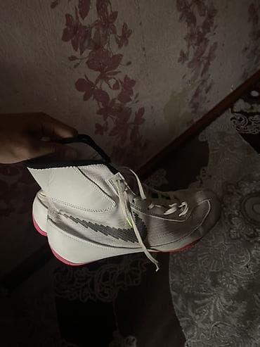 nike 44: Мачомай 2 — 1