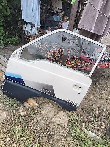 кастом мото: Дверь Передняя правая Hyundai, Оригинал — 2