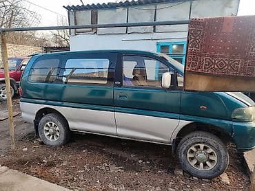 pathfinder r51: Mitsubishi Space Gear: 1994 г., Минивэн — 3