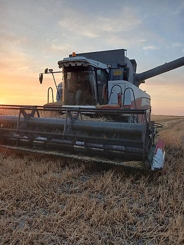кормушки для животных: Зерноуборочный комбайн Rostselmash ACROS 530 - Высокопроизводительная — 5