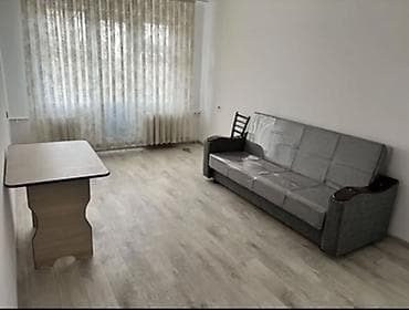 квартира снимаю: 2 комнаты, 42 м², 104 серия, 4 этаж — 1
