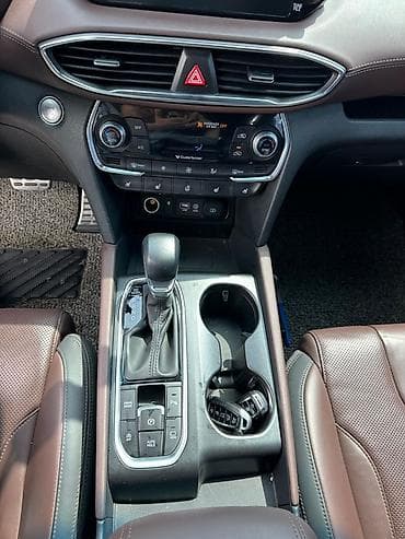 Продажа авто: Hyundai Santa Fe: 2019 г., 2 л, Автомат, Дизель, Кроссовер — 8