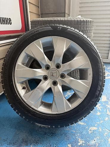 зимний балон фит: Колеса в сборе R 17, Зима, Комплект, Легковые, Литые, отверстий - 5 — 1