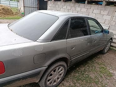 Audi 100: 1993 г., Механика, Седан