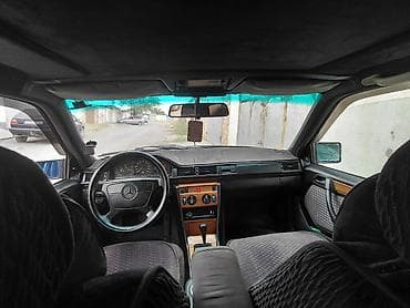 dodge challanger: Mercedes-Benz W124: 1993 г., 2.3 л, Автомат, Бензин, Седан — 3