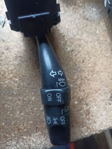 ключател: Honda 2002 г., Б/у, Оригинал, ОАЭ — 4