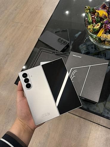 Samsung Galaxy Z Fold 5, цвет - Серебристый