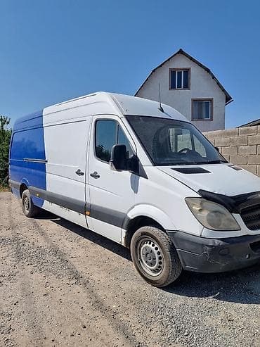 Легкий грузовик, Mercedes-Benz, 3 т, Б/у at lalafo.kg Легкий грузовик, Mercedes-Benz, 3 т, Б/у