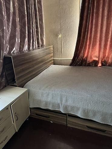 футон матрас купить: Продаю двуспальную кровать с высоким изголовьем и встроенными — 2