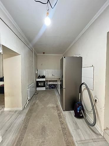 Үйлөрдү ижарага берүү: 80 м², 3 бөлмө, Унаа токтотуучу жай, Забор, тосулган — 9