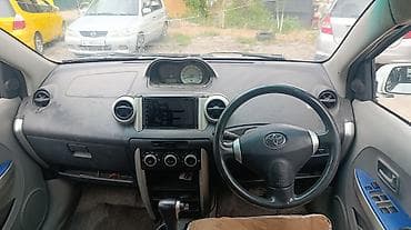 Toyota Ist: 2002 г., 1.5 л, Автомат, Бензин, Хэтчбэк at lalafo.kg Toyota Ist: 2002 г., 1.5 л, Автомат, Бензин, Хэтчбэк