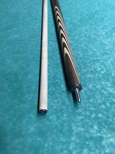 стол полка: Бильярдный кий разборный (2 части)
В хорошем состоянии — 2