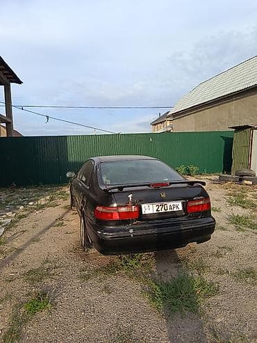 Унаа: Honda Accord: 1996 г., Кол менен иштөөчү, Газ, Седан — 4