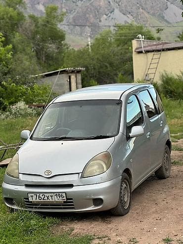 Продажа авто: Toyota Funcargo: 2001 г., 1.3 л, Автомат, Бензин, Хэтчбэк — 2