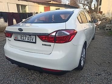 Kia K3: 2019 г., 1.6 л, Автомат, Бензин, Седан at lalafo.kg — 4 Kia K3: 2019 г., 1.6 л, Автомат, Бензин, Седан — 4