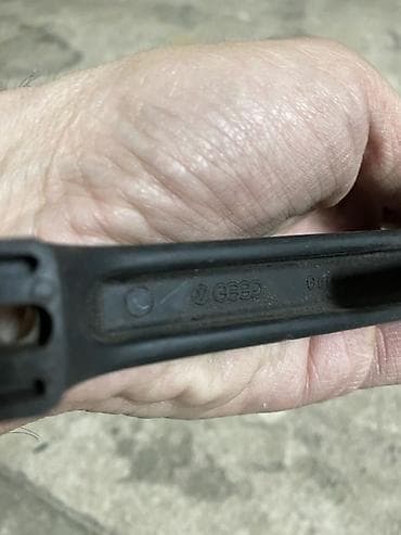 ГБО: Передняя правая дверная ручка Дверная ручка Volkswagen Б/у, Оригинал — 2