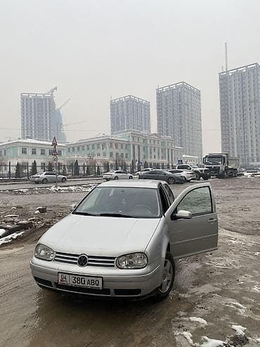 Продажа авто: Volkswagen Golf: 1998 г., 1.6 л, Механика, Бензин, Хэтчбэк — 8