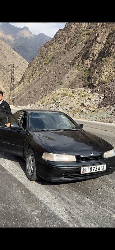 Honda Accord: 1994 г., 2 л, Механика, Бензин, Седан
