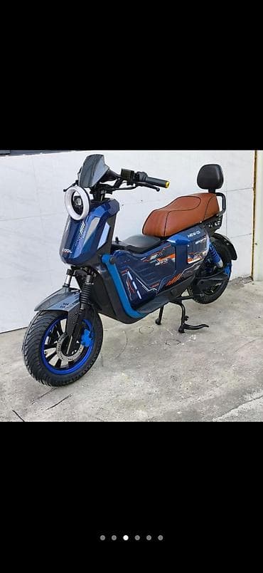 корзина цена: Электрический скутер (городской e-moped)🔋 Мотор: 2000W ⚡ Чыңалуу: 72V — 1