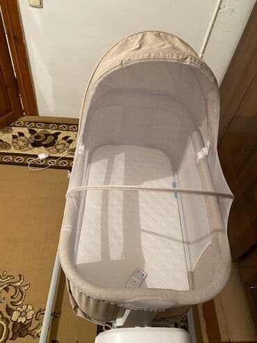 электронная кресло качалка для малыша: Люлька, Б/у, Колыбель, Качалка, Пластик, цвет - Бежевый, Самовывоз — 3