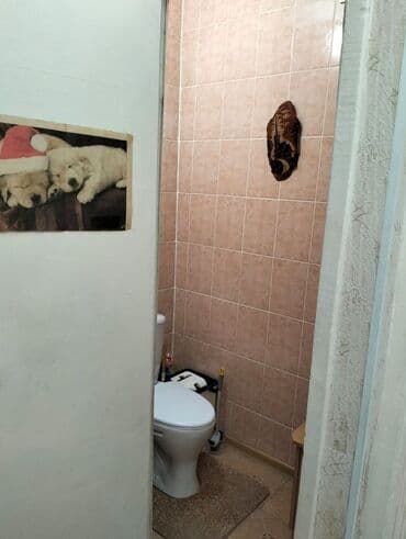 сдаю квартиру в 6 микрорайоне: 3 комнаты, 60 м², 105 серия, 5 этаж, Старый ремонт — 10