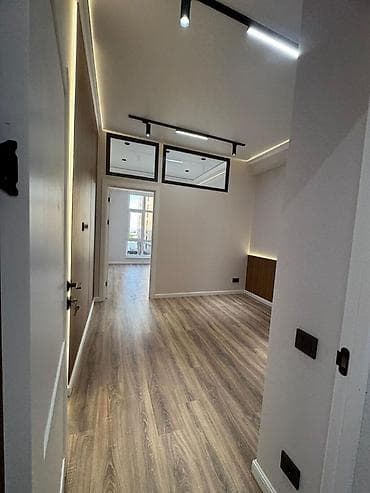 Недвижимость: 2 комнаты, 53 м², Элитка, 4 этаж — 3