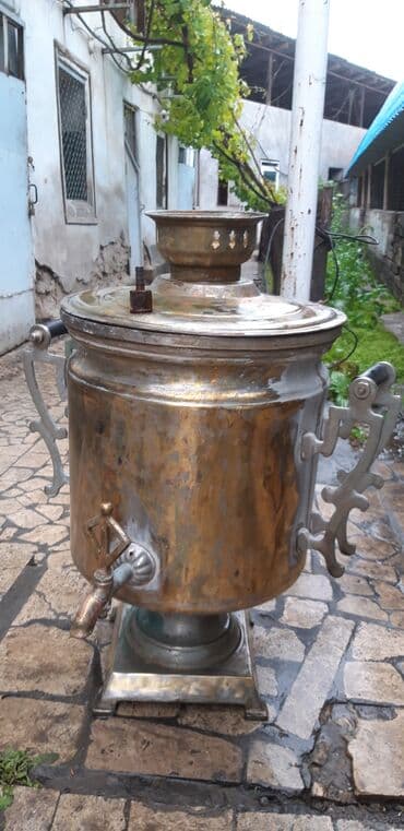 оборудование для кафе и ресторанов бу: Чайкана кафенин буюмдары сатылат. (Самоварлар ар кылы 5-40л., казандар — 2