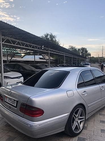 Mercedes-Benz E-Class: 2000 г., 3.2 л, Автомат, Бензин, Седан — 2
