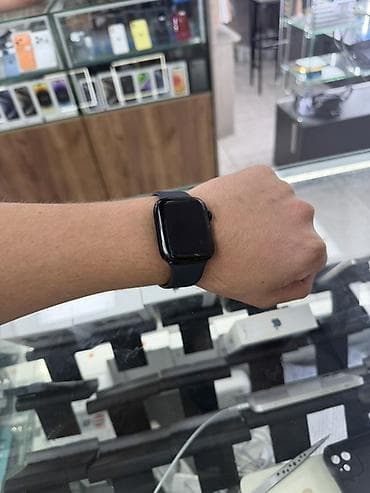 Apple watch 7 серия 45мм Акб 93% Весь в брони пленке Без царапин