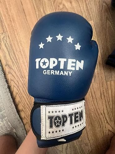 обувь для футбола: Боксеркие бинты Venum в подарок Боксерские перчатки Top Ten (Germany) — 3