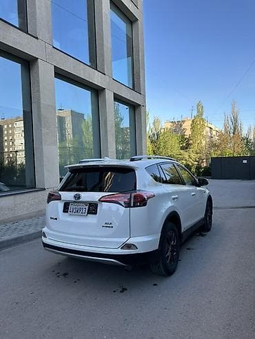 сл: Toyota RAV4: 2016 г., 2.5 л, Гибрид, Кроссовер — 3