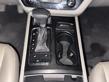 kil машина: Kia Carnival: 2017 г., 2.2 л, Автомат, Дизель, Минивэн — 9