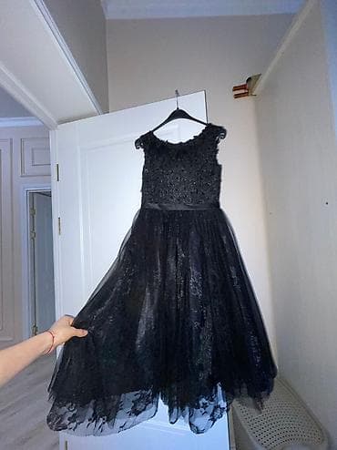 Джинсы: Вечернее платье, Пышное, Без рукавов, S, M — 1