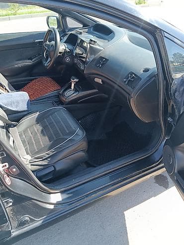 Унаа сатуу: Honda Civic: 2010 г., 1.3 л, Вариатор, Бензин, Седан — 10