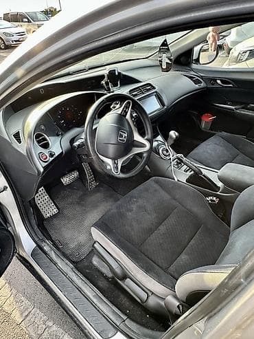 Продажа авто: Honda Civic: 2006 г., 1.8 л, Робот, Бензин, Хэтчбэк — 3