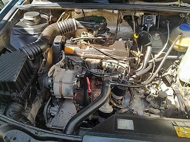 Транспорт: Volkswagen Passat: 1991 г., 1.8 л, Механика, Универсал — 8